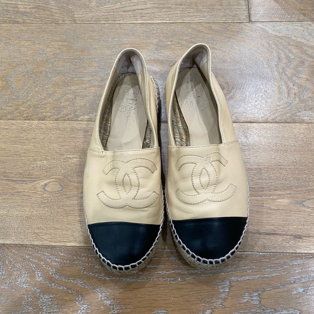 Chanel Beige Lamb Skin Black Espadrilles Flats